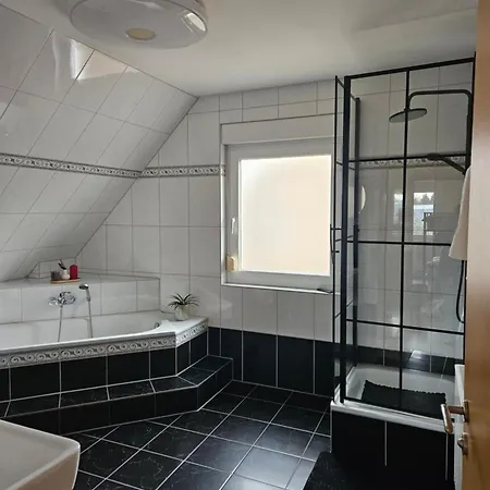 Gemuetliches Haus * ברלין